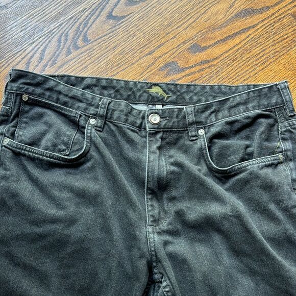 Tommy Bahama Authentic fit straight leg washed black 5-pocket jeans. 38 x 34 - Picture 3 of 7